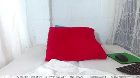 SAMANTHA online show from March 28, 5:25 pm