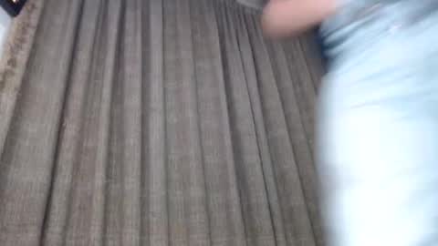 samatha_squirts online show from September 29, 4:33 am