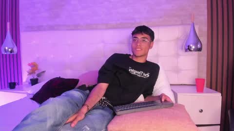 Samfrrost online show from April 29, 5:07 pm