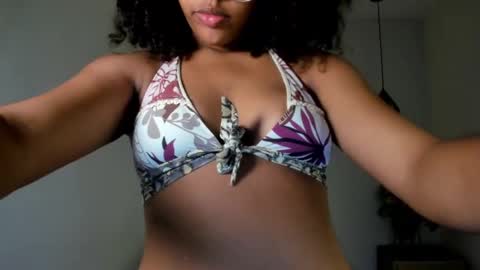 Samie Mury  online show from November 2, 4:01 am