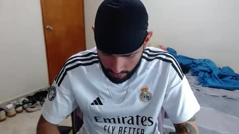 samir_music_ online show from October 26, 7:02 pm