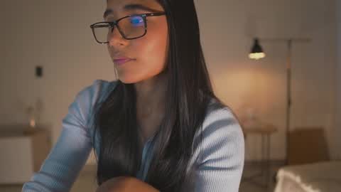 Sam online show from March 25, 8:59 pm