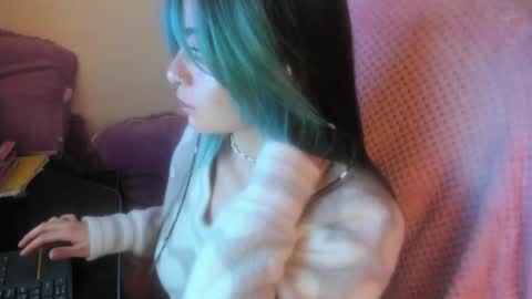   online show from March 27, 7:36 am