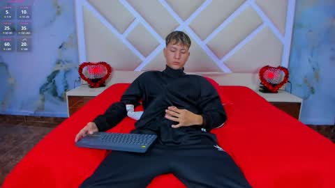 SAMMY online show from December 4, 6:35 am