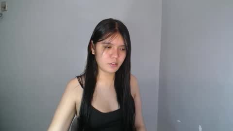Snapshot of sampaguita_pinayxx chatting on October 6, 1:07 pm SOFIA online show from October 6, 1:07 pm