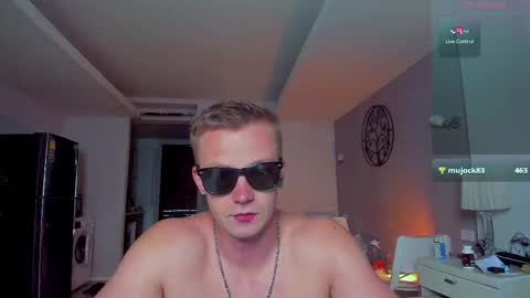 Samuel online show from April 29, 7:24 am