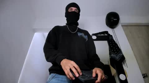   online show from October 5, 1:14 am