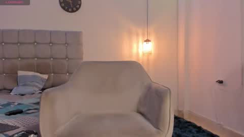 samxx_muscle online show from December 1, 2:48 pm