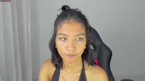 Hello I am absent due to a family calamity I will return soon-hola estoy ausente por un problema familiar volvere pronto. online show from February 10, 1:03 am