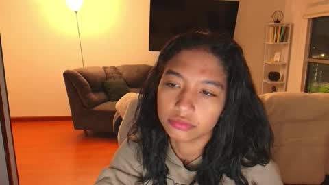 Hello I am absent due to a family calamity I will return soon-hola estoy ausente por un problema familiar volvere pronto. online show from October 6, 11:44 pm