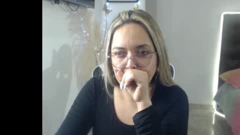 samy_vsn online show from December 3, 2:23 am