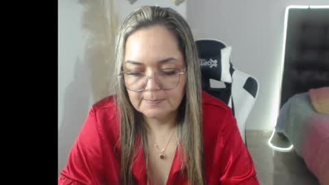 samy_vsn online show from December 14, 3:18 pm