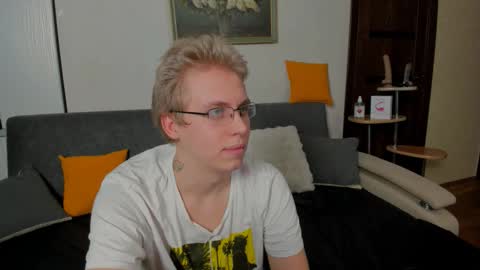 SamyScott online show from December 1, 9:18 am