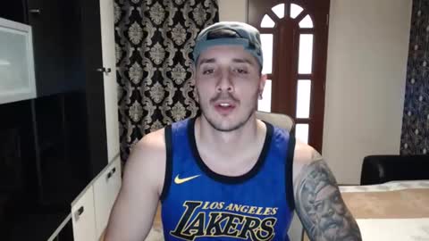 Sanchez Erik online show from March 4, 8:35 am