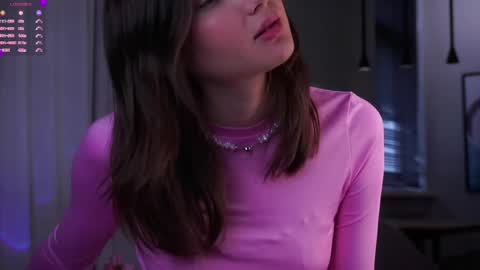 Isabel but you can call me Bella online show from May 22, 2:07 am