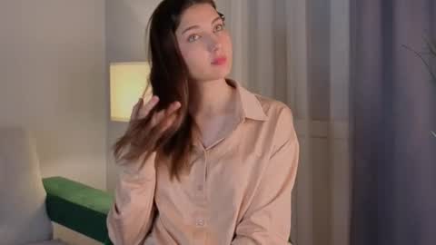 Isabel but you can call me Bella online show from November 18, 1:08 am