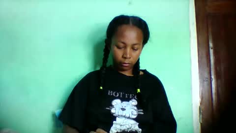 sandra1253099 online show from March 28, 8:27 am