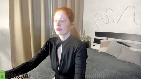 Snapshot of sandra__wilson chatting on October 6, 1:34 am Sandra online show from October 6, 1:34 am