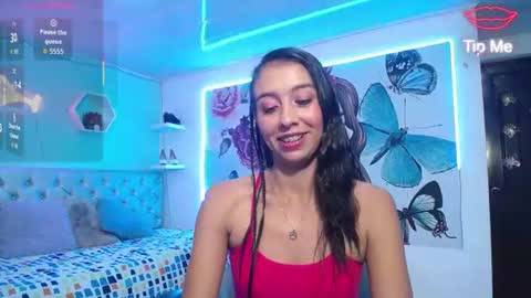 sandra  online show from June 25, 3:14 am