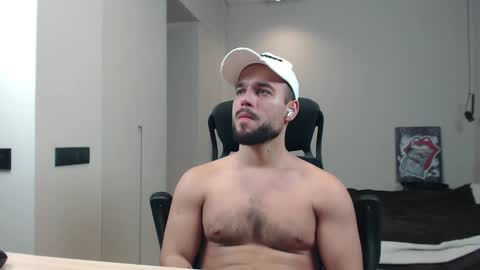 DeAlex online show from February 14, 6:27 am