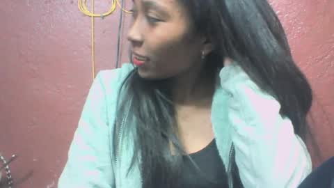 sandy735579 online show from June 29, 3:23 pm