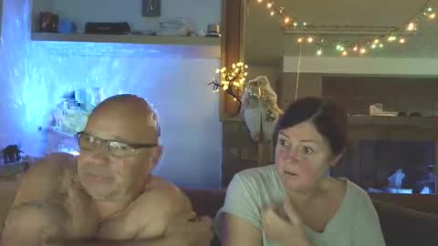 sanroom online show from November 13, 3:26 pm