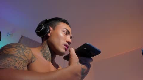 Santi Ferrer online show from June 2, 2:35 am