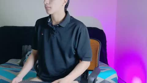 santi online show from June 23, 1:57 am