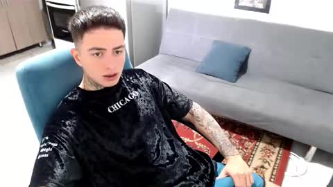 santi_ss online show from January 16, 3:43 pm