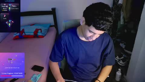 santi online show from February 11, 7:29 pm