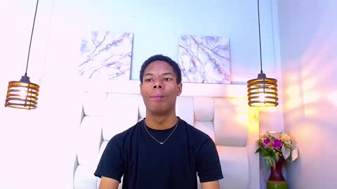 Santiiiiii  online show from March 7, 7:14 pm