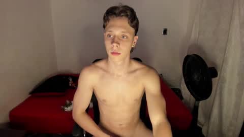 Julius Novachrono  online show from February 11, 3:50 am