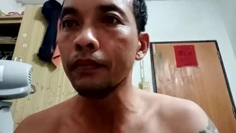 santichai561323 online show from February 3, 12:58 am