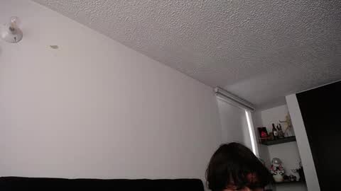 Santii online show from March 5, 6:56 pm