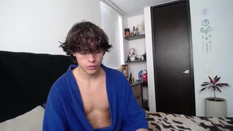 Santii online show from March 11, 4:07 pm