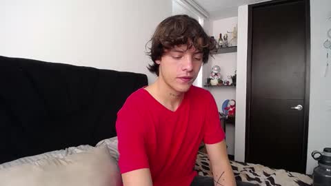 Santii online show from March 1, 4:44 pm