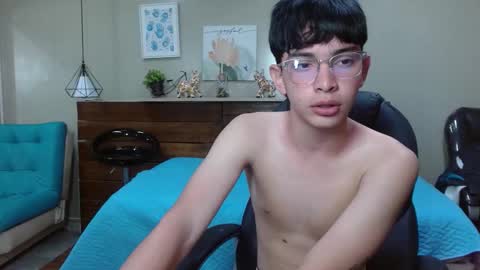 Santi online show from March 24, 2:12 pm