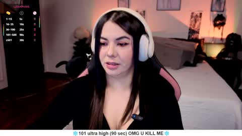 Liah Santos online show from May 4, 12:33 pm