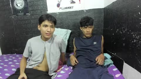 santos online show from May 24, 5:25 am
