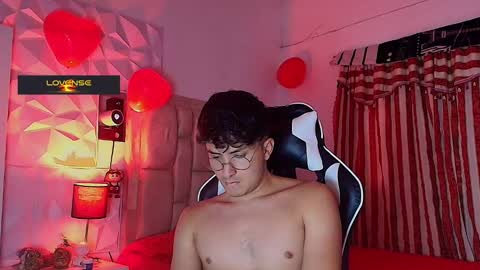 Santyago online show from March 6, 7:10 pm