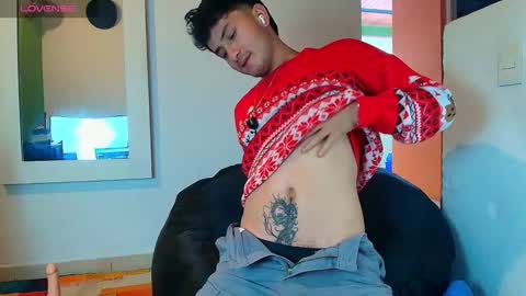 Santyago online show from December 4, 7:13 pm