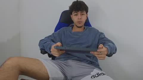 santybig18 online show from March 11, 6:41 am