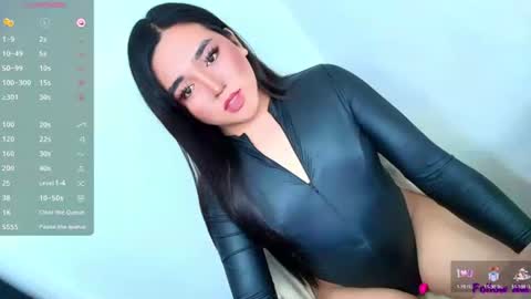 sanyaluxx online show from November 1, 6:34 am