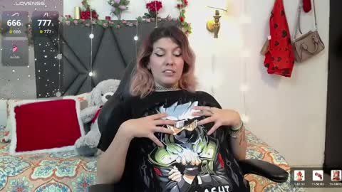 sanyaseraphine0 online show from April 7, 7:38 pm