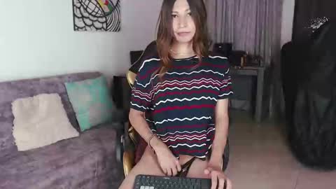 sanzjulie online show from January 29, 11:35 pm