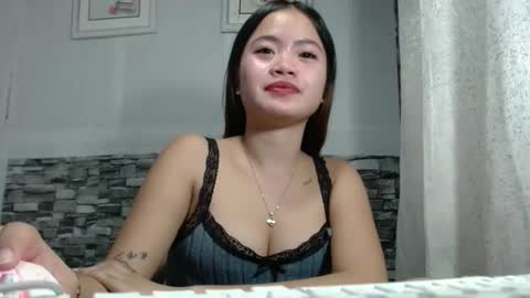 sapphire_amora online show from December 3, 4:07 pm