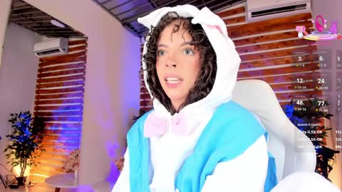 Valerin online show from April 7, 4:47 am