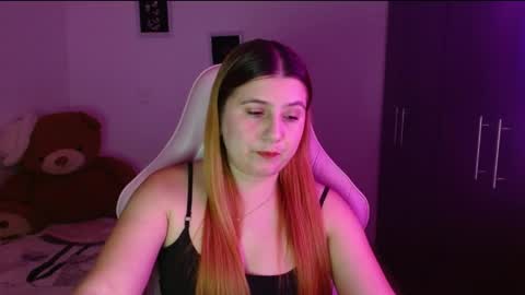 sara_160 online show from May 7, 11:54 pm