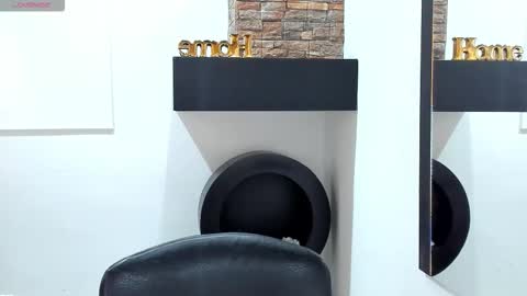    online show from November 14, 12:18 pm