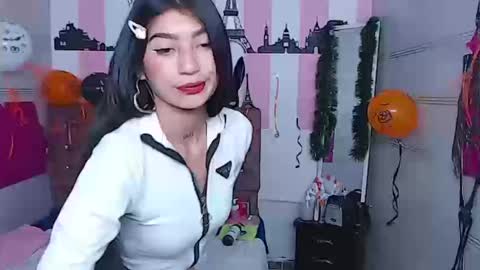 Snapshot of sara_caplerx chatting on October 17, 1:48 pm sarita online show from October 17, 1:48 pm